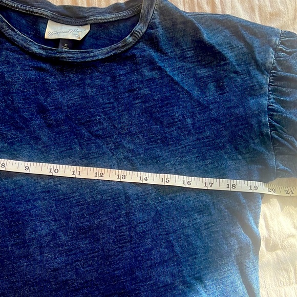 Chambray Blue ruffle sleeve t-shirt - Picture 5 of 6